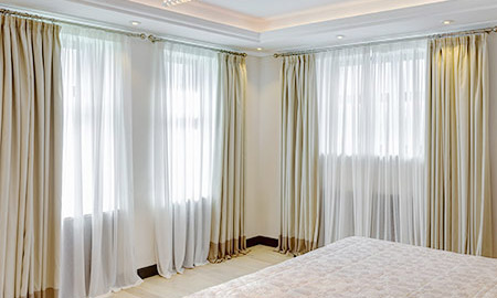 カーテンクリーニング